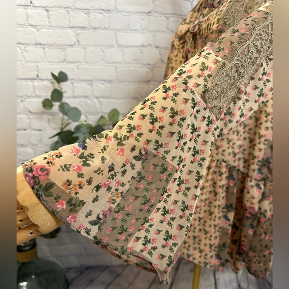 The rustic rack Floral Boho Sheer Long Sleeve Patchwork print tunic blouse - Picture 3 of 7